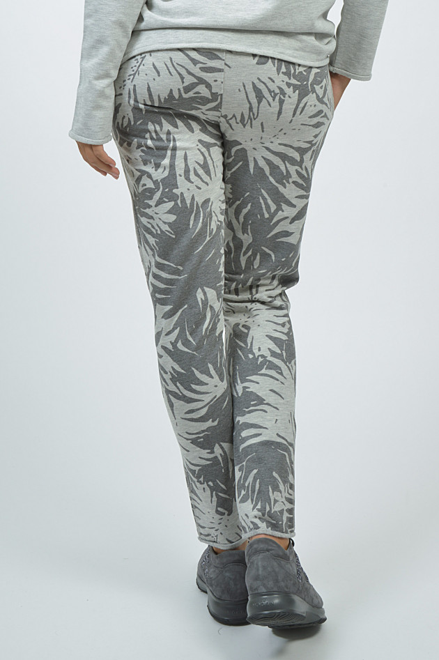 Juvia Jogginghose mit Palmenprint in Grau/Orange