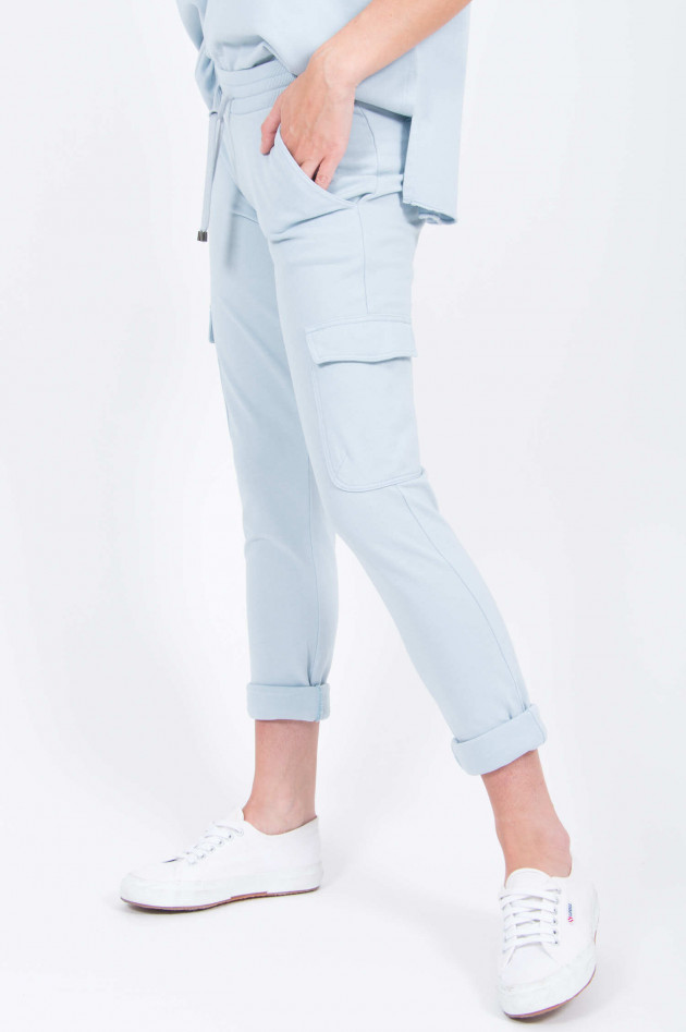 Juvia Cargo Sweatpants in Hellblau