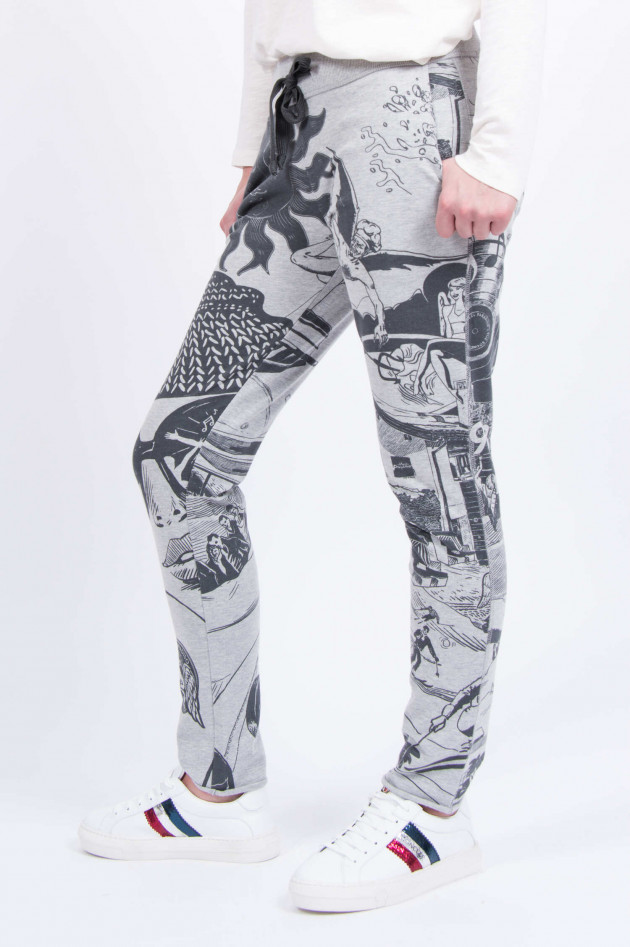 Juvia Sweatpants mit Allover-Print in Grau