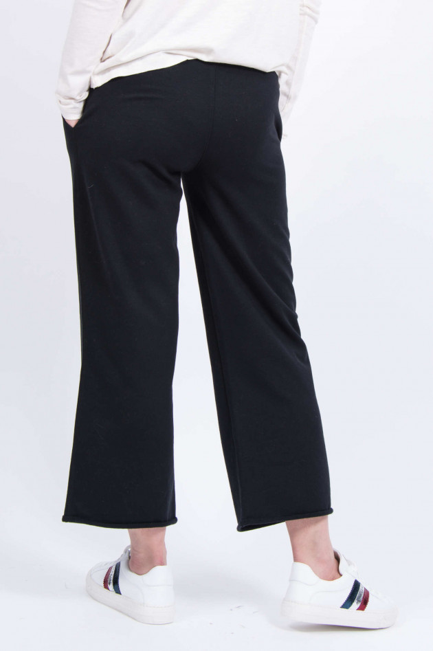 Juvia Sweatpants mit weitem Bein in Schwarz