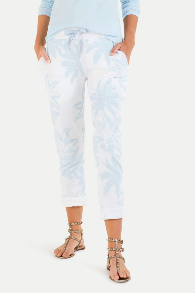 Juvia Reaxed Fit Sweatpants mit Palmenprint in Weiß