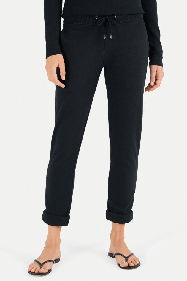 Juvia Relaxed Fit Sweatpants in Schwarz