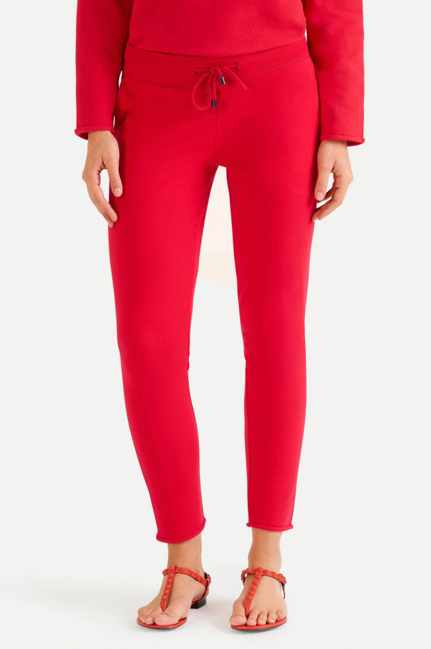 Juvia Slim Fit Sweatpants in Rot