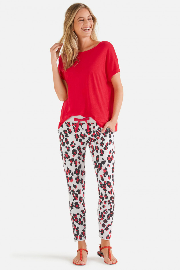 Juvia Sweatpants mit Leo-Print in Hellgrau/Rot