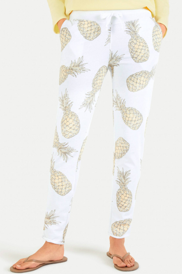 Juvia Slim Fit Sweatpants mit Ananas-Print in Weiß