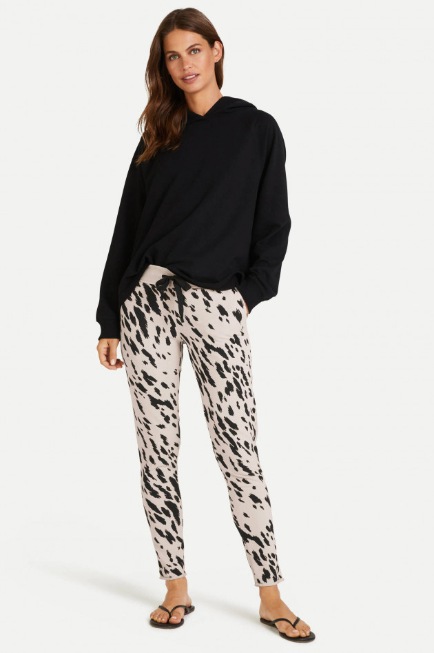 Juvia Sweatpants mit Animal-Print in Beige