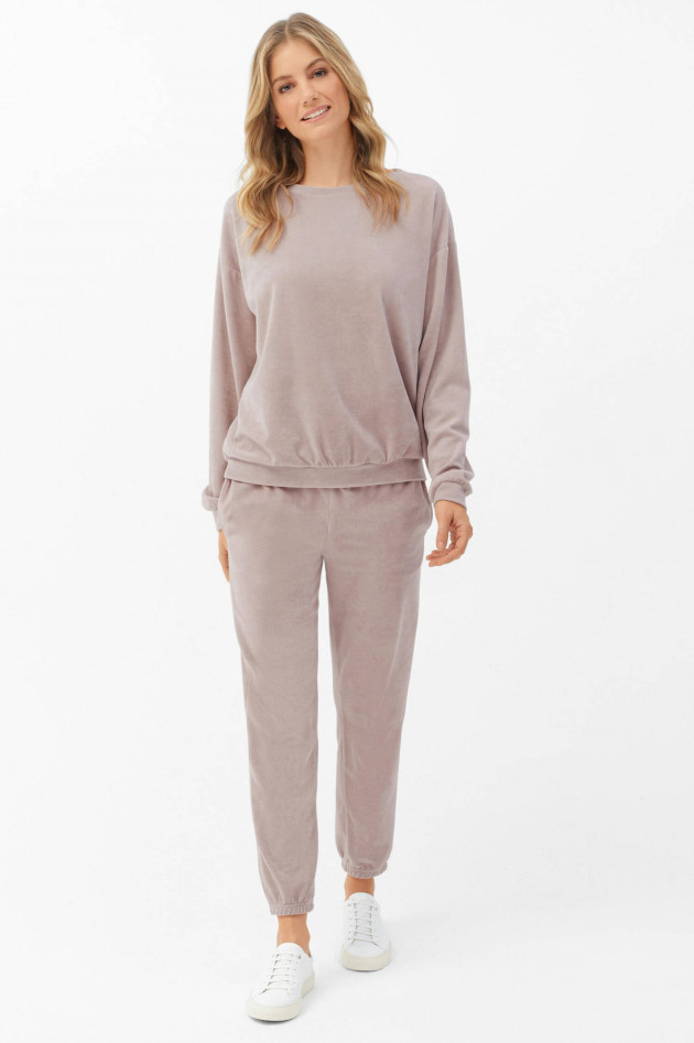 Juvia Samt-Sweatpants in Pastell-Lila