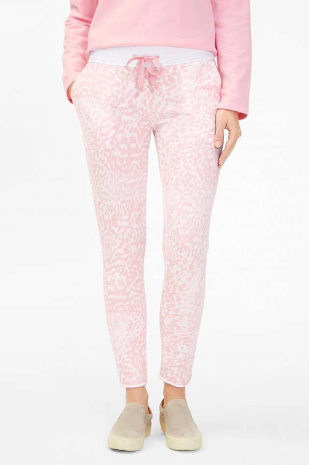 Juvia Sweatpants mit Leo-Print in Rosa/Weiß