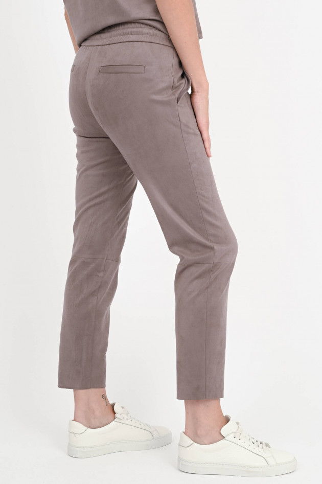 Juvia Hose aus Veloursleder Imitat in Taupe
