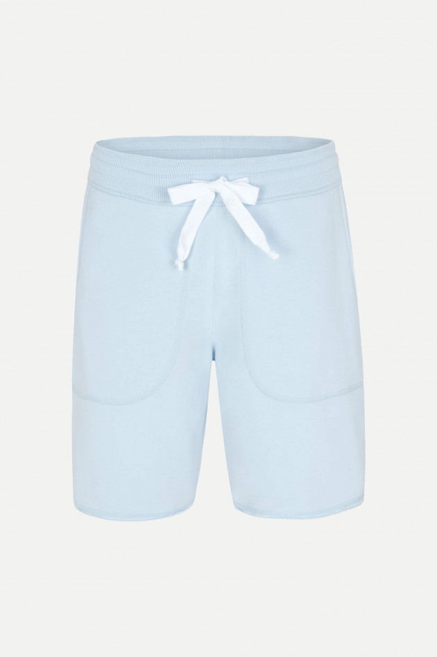 Juvia Bermudashorts in Hellblau