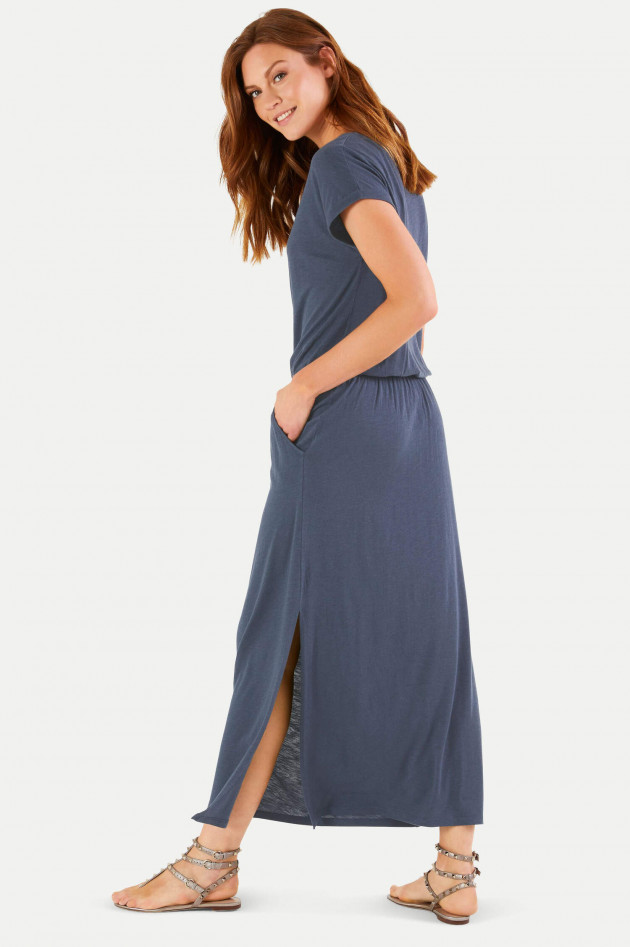 Juvia Cosy Maxi-Kleid in Dunkelblau