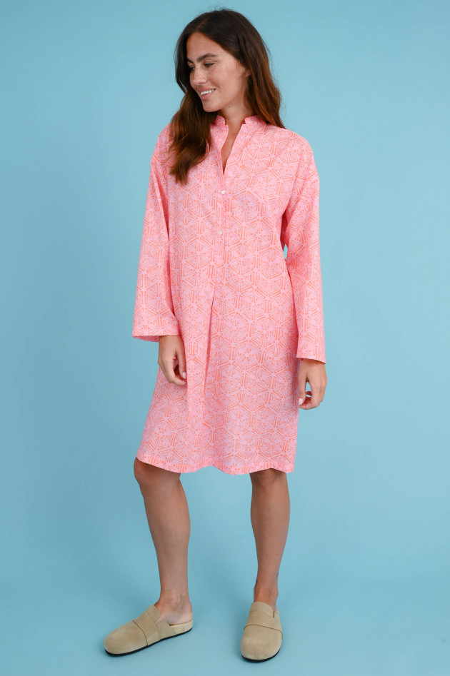 Juvia Baumwoll-Kleid mit Print in Rosa