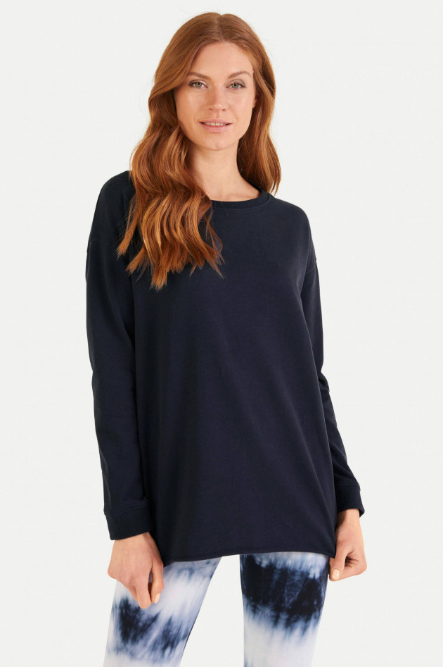 Juvia Oversized Sweatshirt in Navy