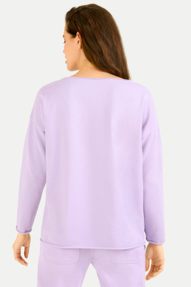 Juvia Relaxed-Fit Sweater in Lila