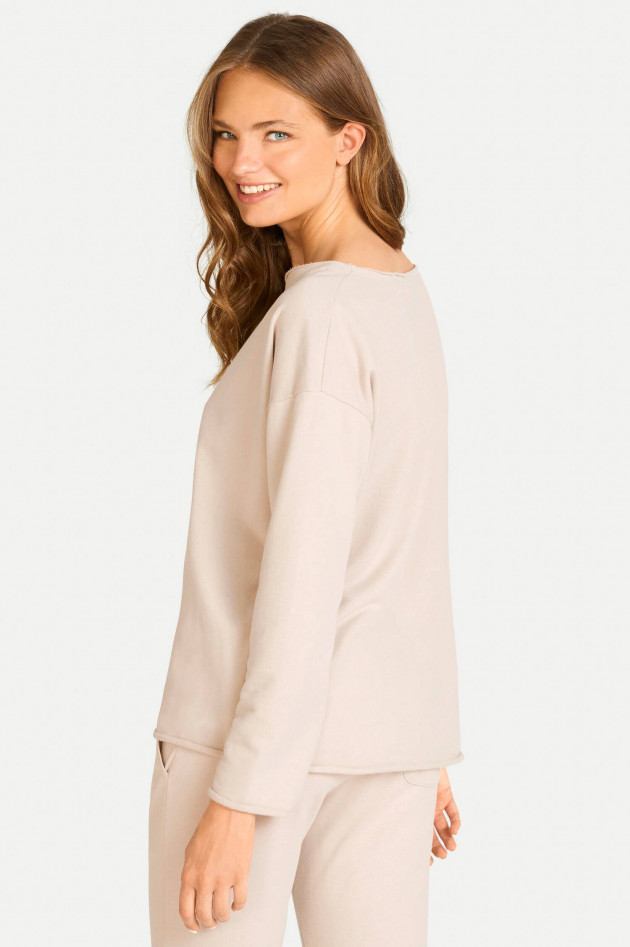 Juvia Relaxed-Fit Sweater in Beige