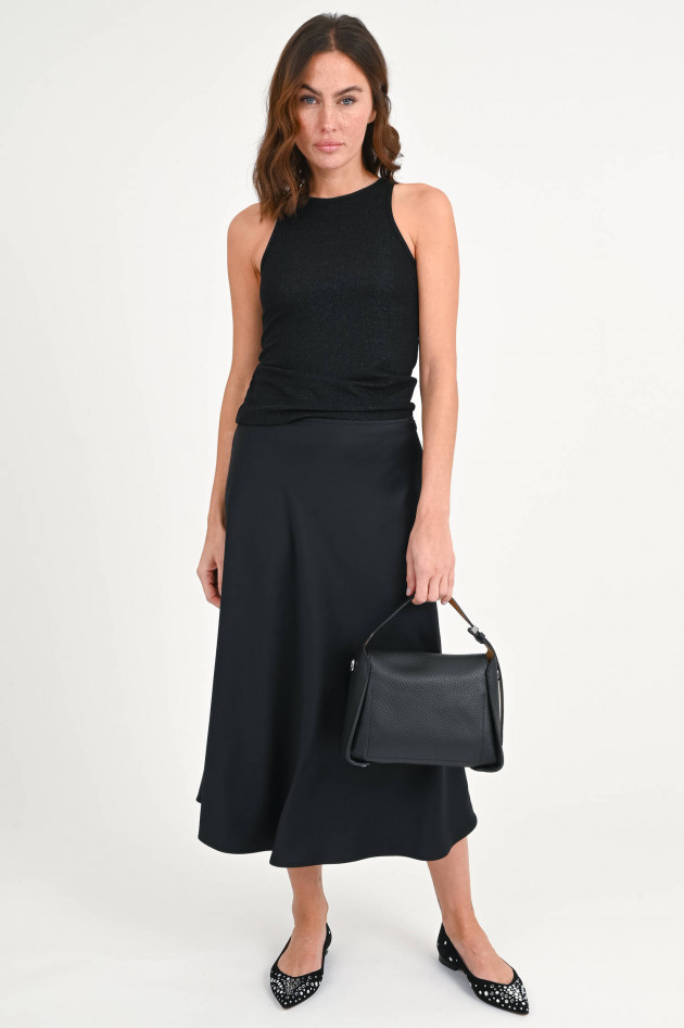 Juvia Satin Midi-Rock in Schwarz