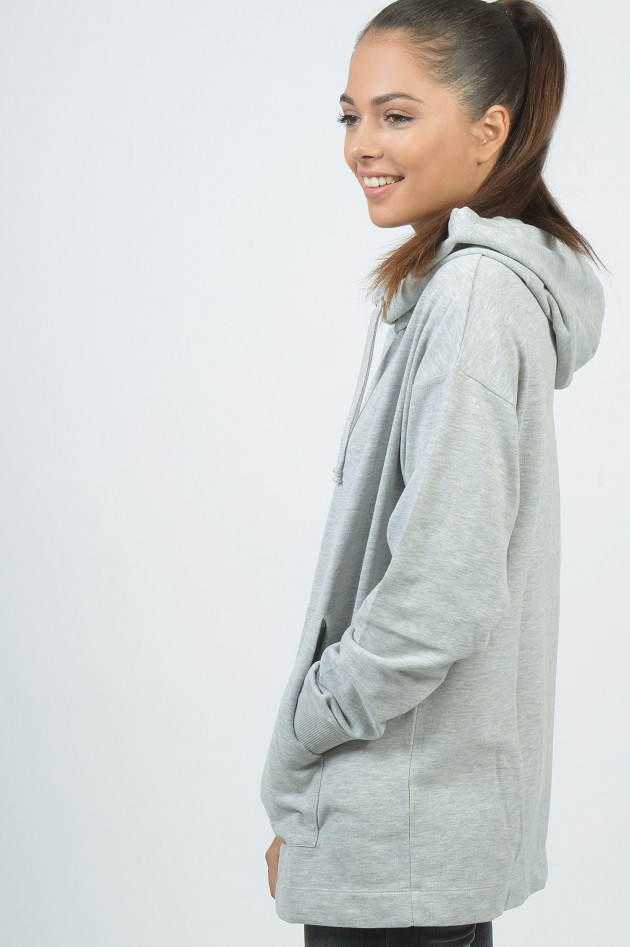 Juvia Sweatshirt mit Kapuze in Grau