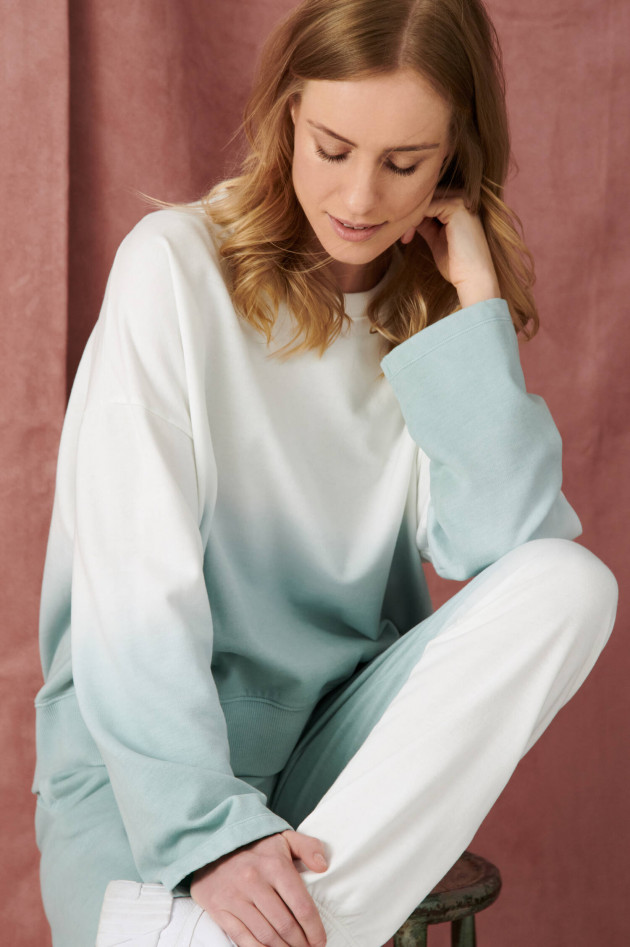 Juvia Oversized Dip-Dye Sweater in Weiß/Salbei