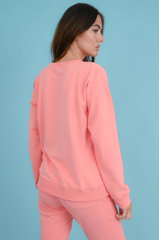 Juvia Sweater mit Schriftzug in Koralle