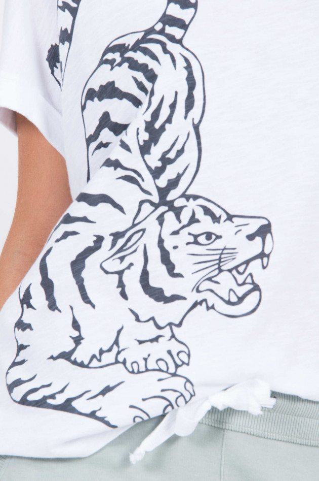 Juvia T-Shirt mit Tigerprint in Weiß