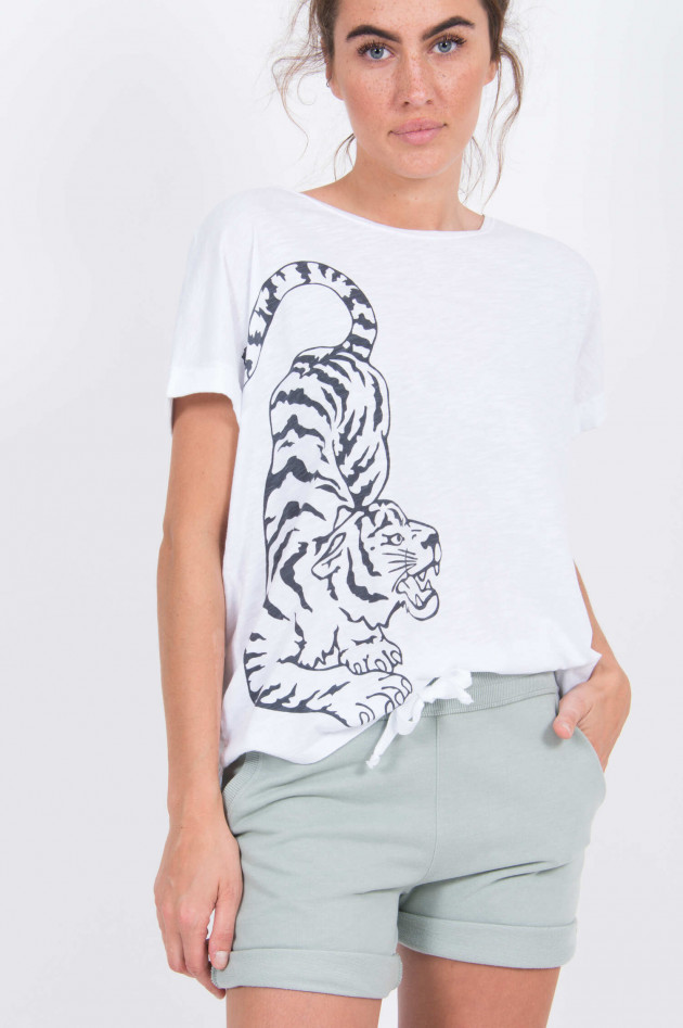 Juvia T-Shirt mit Tigerprint in Weiß