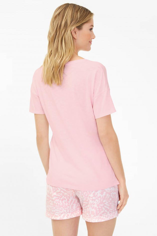 Juvia Kurzarm Shirt mit V-Ausschnitt in Rosa