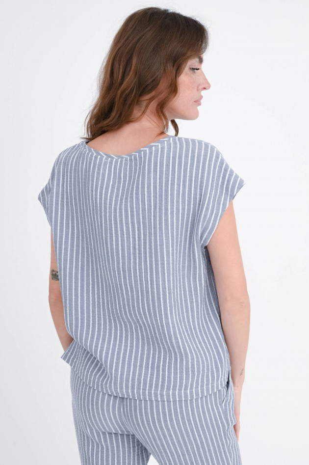 Juvia Boxy Musselin-Shirt in Graublau/Weiß gestreift