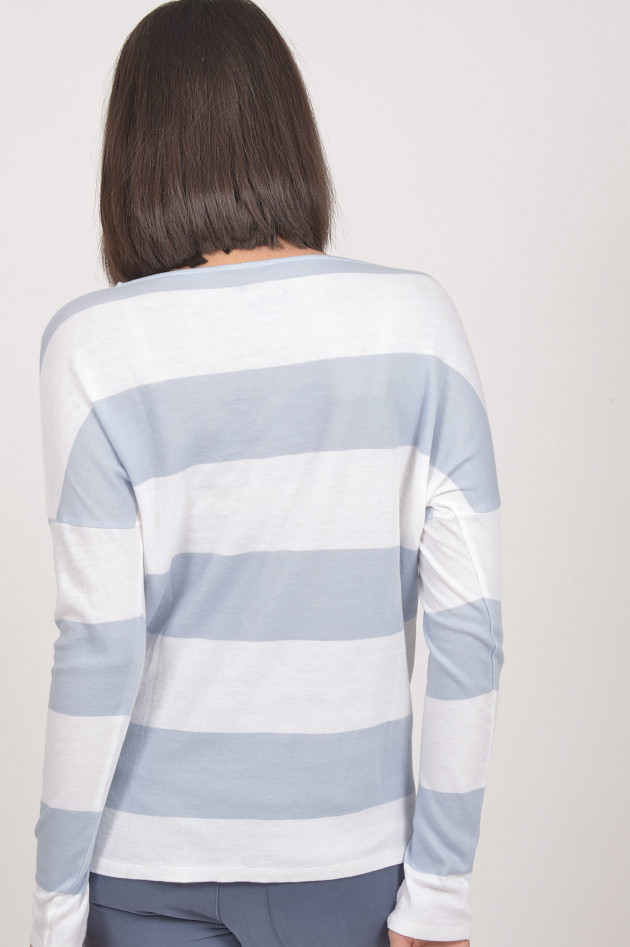 Juvia Sweatshirt mit Blockstreifen in Hellblau/Weiß