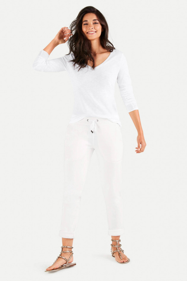 Juvia Longsleeve mit V-Ausschnitt in Weiß