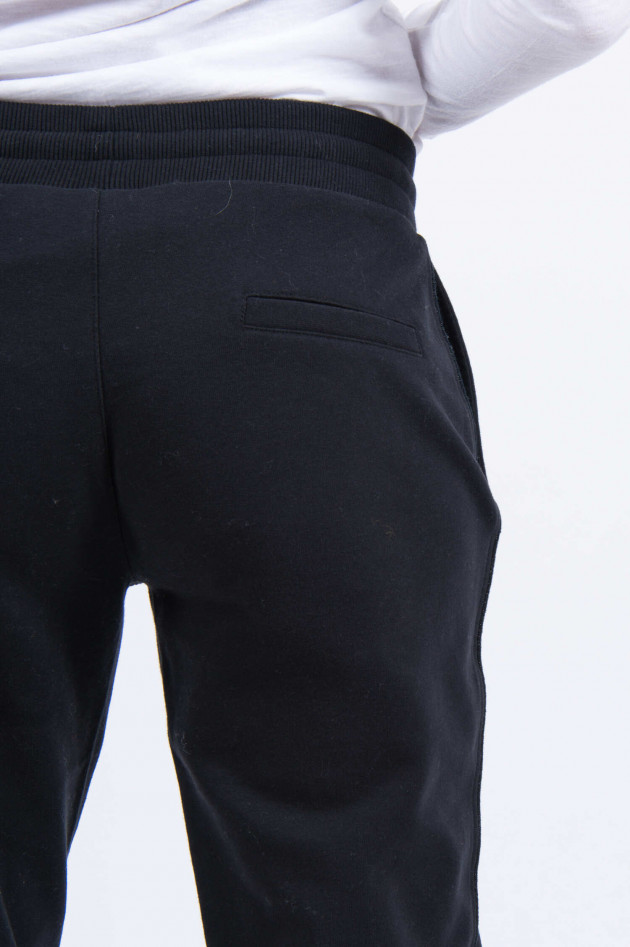 Juvia Sweatpants mit Zierleiste in Schwarz