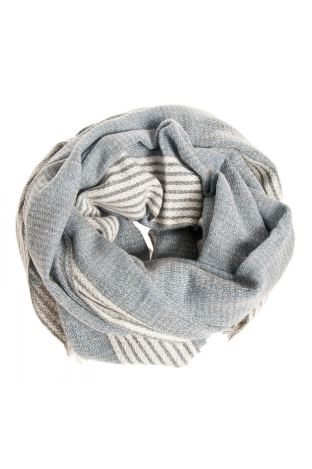 andrea's 1947 Kaschmirschal Hellblau