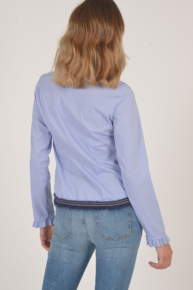 La Camicia Bluse mit dekorativer Borte in Hellblau