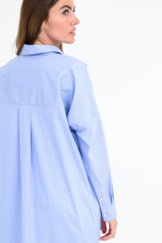 La Camicia Lange gestreifte Bluse in Hellblau/Weiß