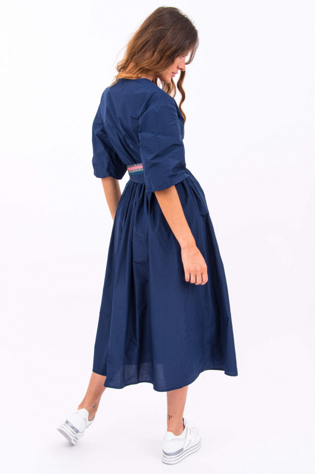 La Camicia Midi-Kleid mit Bindegürtel in Navy