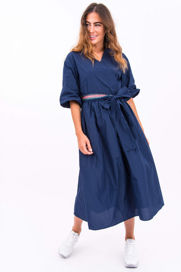 La Camicia Midi-Kleid mit Bindegürtel in Navy