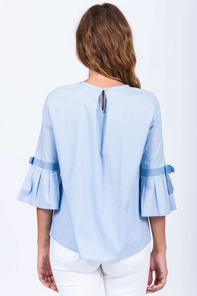 La Camicia Bluse mit Trompetenarm in Himmelblau