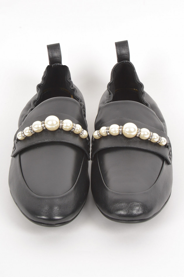 Lanvin Lederslipper mit Perlen in Schwarz