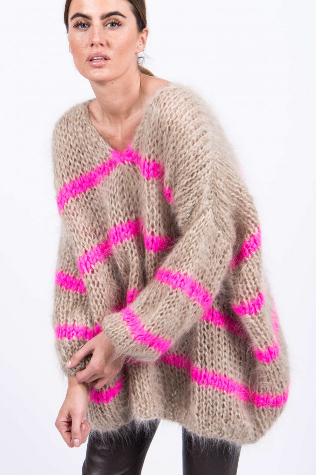 Les Tricots  Mohair Pullover in Sand/Neonpink