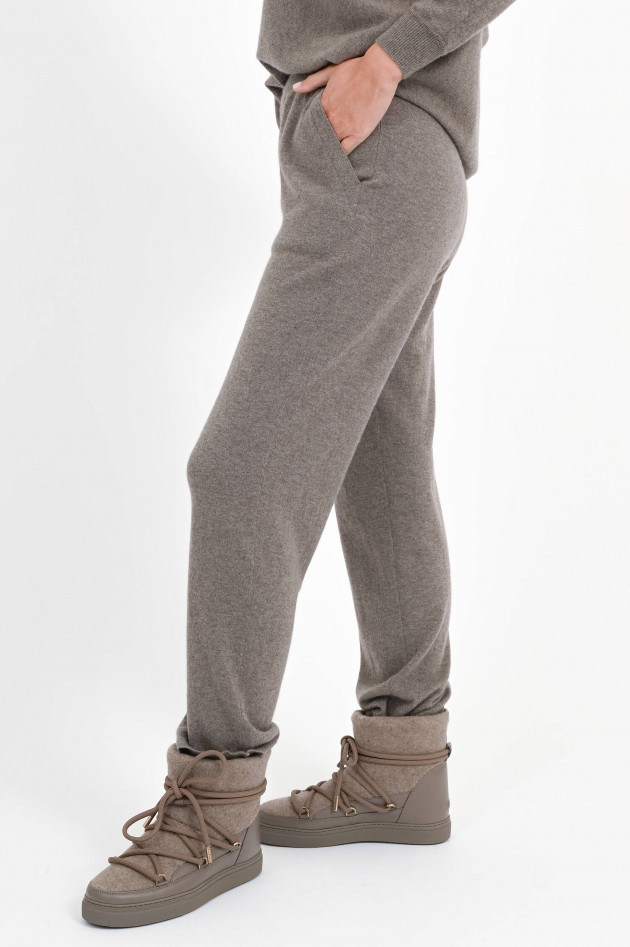 Lisa Yang Sweatpants SYMONE in Trüffel