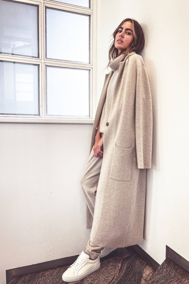 Lisa Yang Maxi-Strickmantel aus Kaschmir in Sand