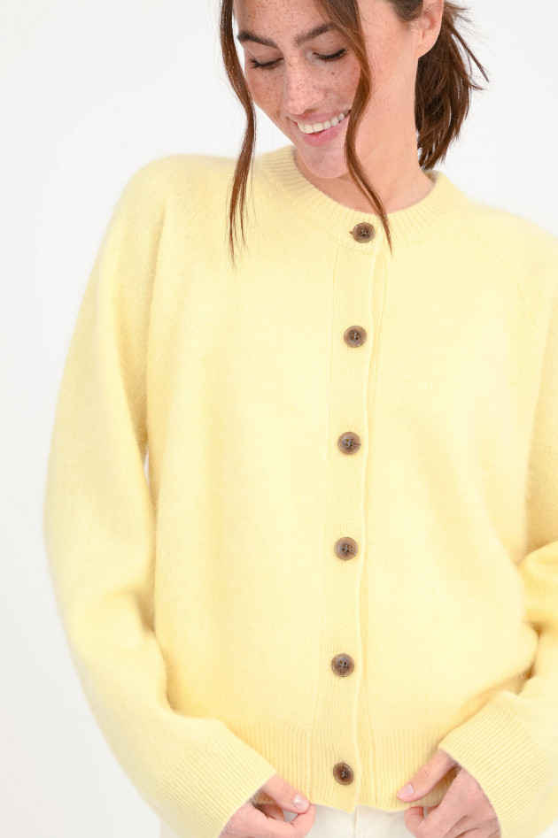 Lisa Yang Cardigan MELBA in Buttergelb