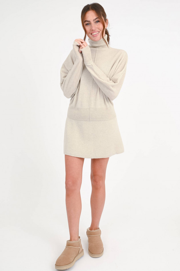 Lisa Yang  Rollkragenpullover in Schwarz