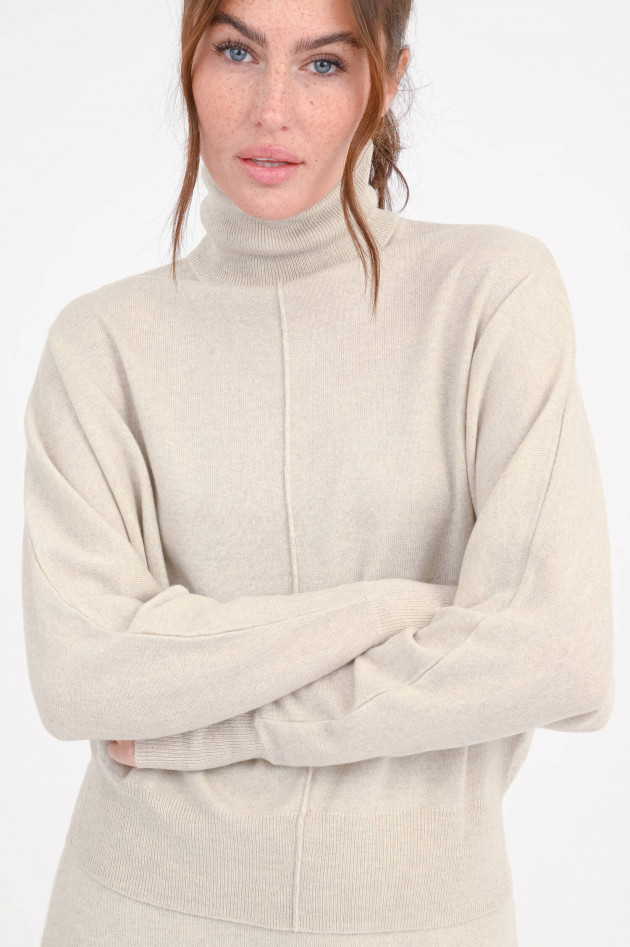 Lisa Yang  Rollkragenpullover in Schwarz