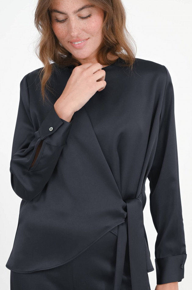 Love Birds Bluse mit Schleifen-Detail in Notte