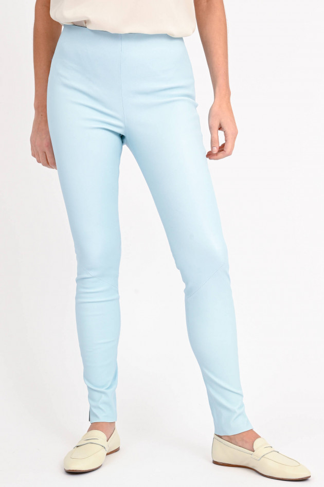 Love Birds Slim Fit Hose aus Nappaleder in Hellblau