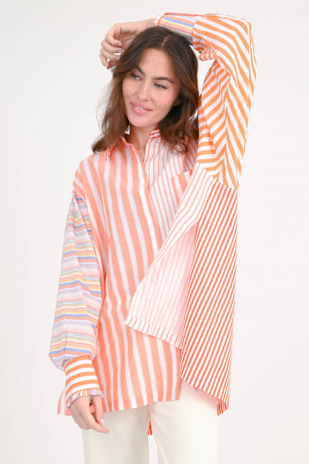 Love Joy Victory Oversize-Bluse STRELITZA in Orange/Multicolor