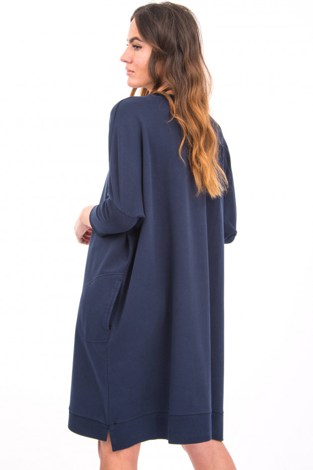 Love Joy Victory Oversized Sweater-Kleid in Navy