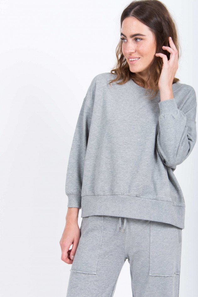 Love Joy Victory Oversized Sweater in Grau