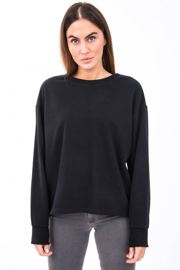 Love Joy Victory Basic-Sweater in Schwarz