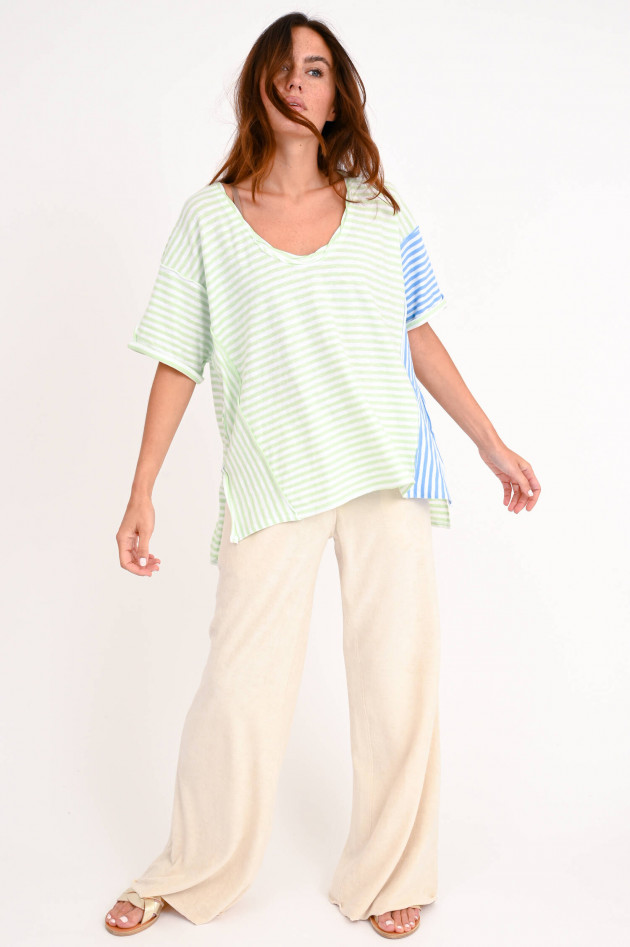 Love Joy Victory Gestreiftes Oversize T-Shirt in Grün/Blau